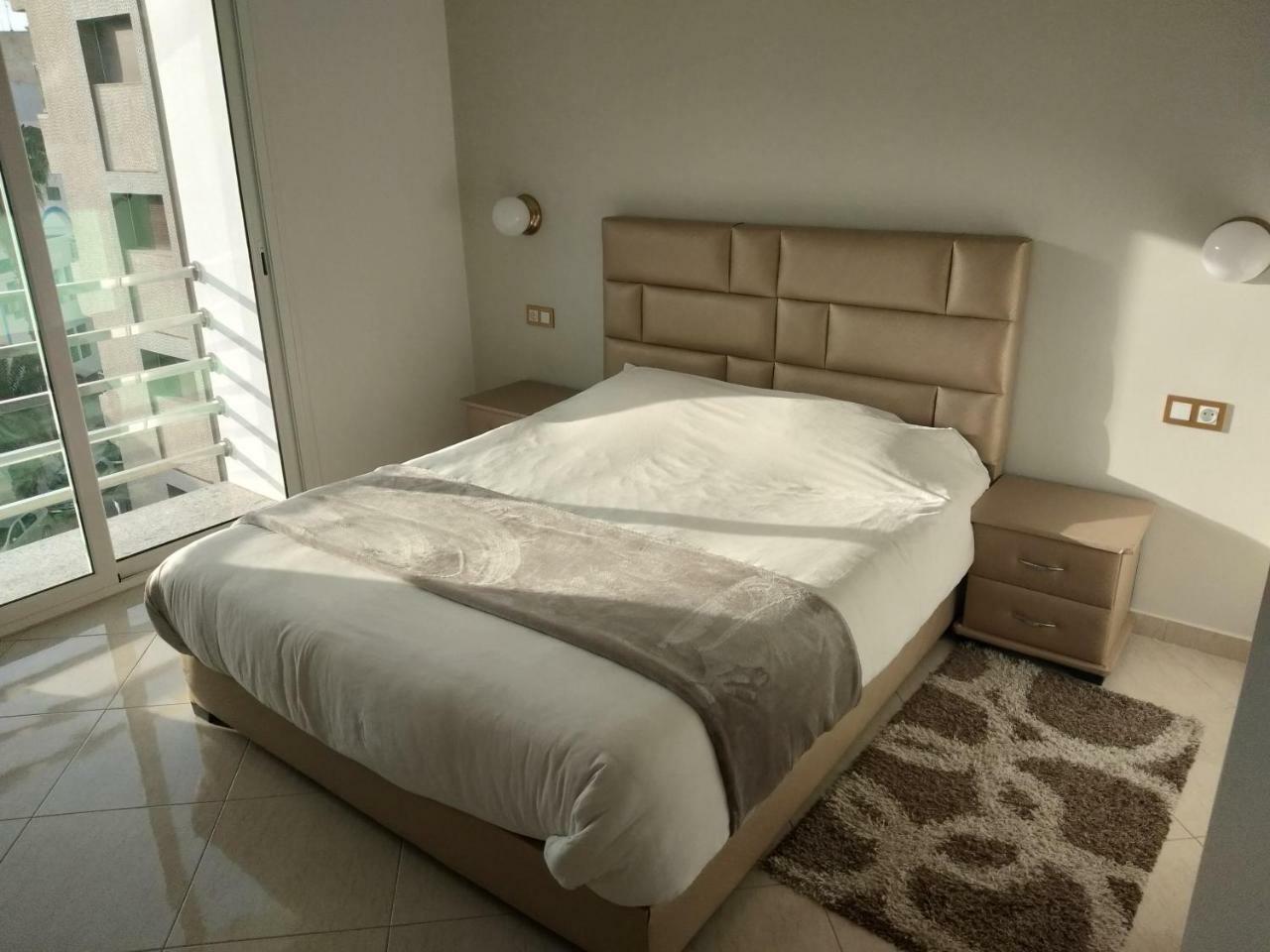 Puerto Marino Aparthotel Al Hoceima Exterior photo